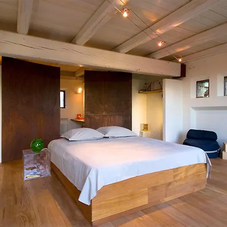 Stunning In With Swimming Pool Holiday home *